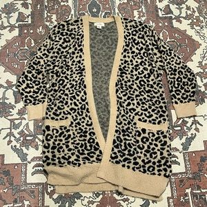 Jessica Simpson sweater